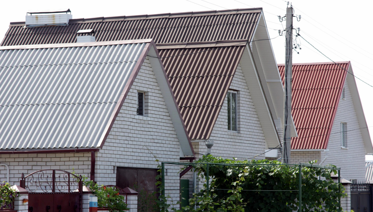 крыши домов