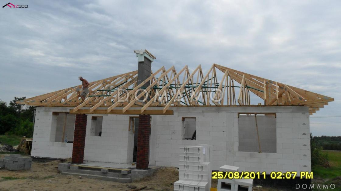 Проект одноэтажного дома адаптированного для каркасного строительства с тремя спальнями и крытой террасой / 24