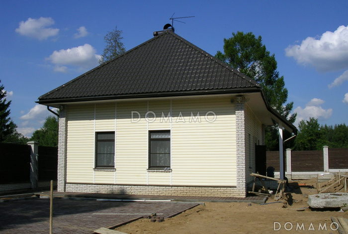 Проект дома для отдыха с баней и бассейном