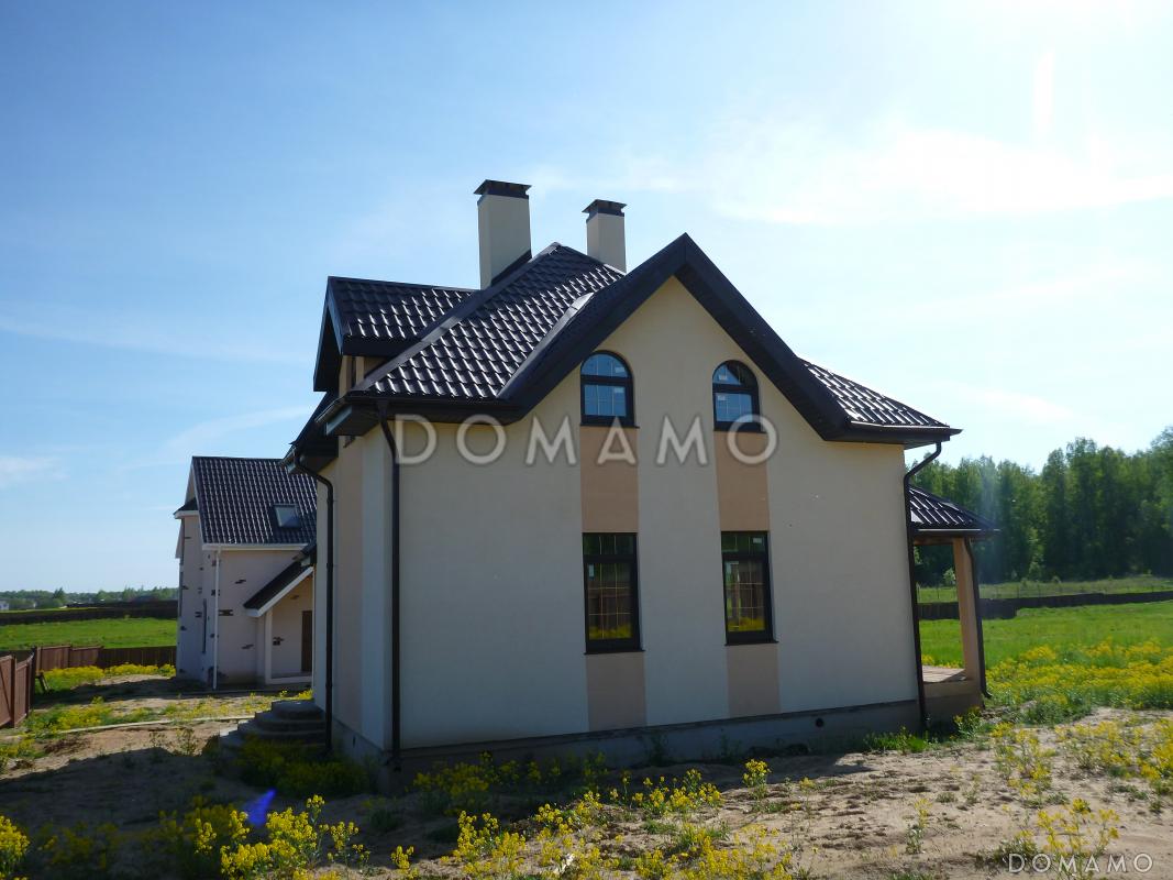 Проект квадратного кирпичного коттеджа  со входом с угла / 9