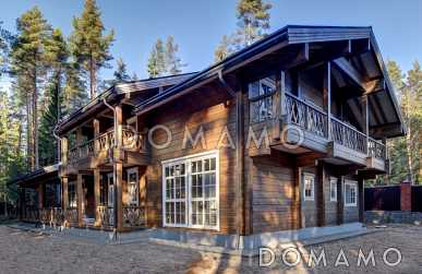 Проект дома из клееного бруса с мансардным этажом, огромной террасой и кабинетом на первом этаже Проект дома из клееного бруса с мансардным этажом, огромной террасой и кабинетом на первом этаже