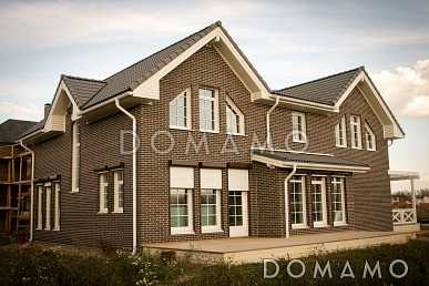 Проект кирпичного дома с открытой террасой