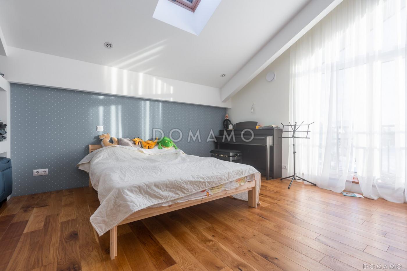 Проект двухэтажного дома из газобетона с 5 спальнями, сауной и большим балконом / 9