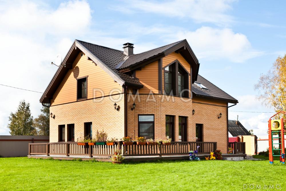 Проект кирпичного дома с эркером / 1