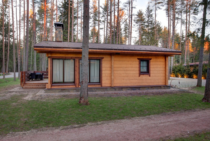 Проект одноэтажного дома из клееного бруса общей площадью 100 м. кв.