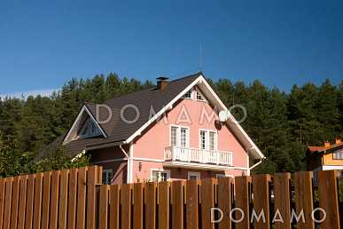 Проект кирпичного дома с большой открытой террасой