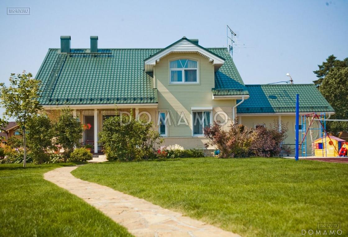 Проект каркасного дома с навесом для двух машин и крытой террасой / 1