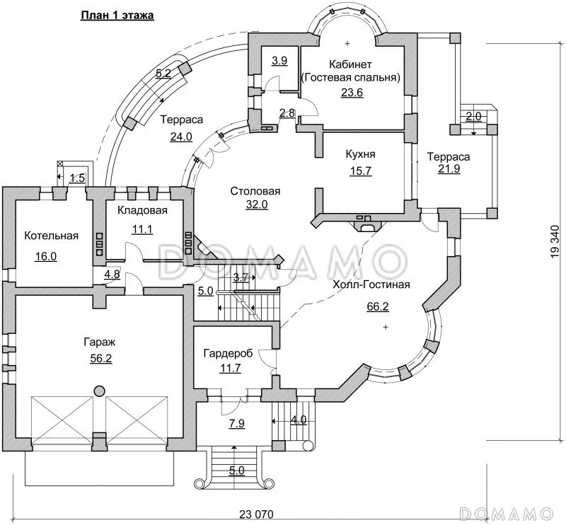 Проект коттеджа с двусветной гостиной, террасой и гаражом на 2 а/м / План 1 этажа Проект коттеджа с двусветной гостиной, террасой и гаражом на 2 а/м / План 1 этажа