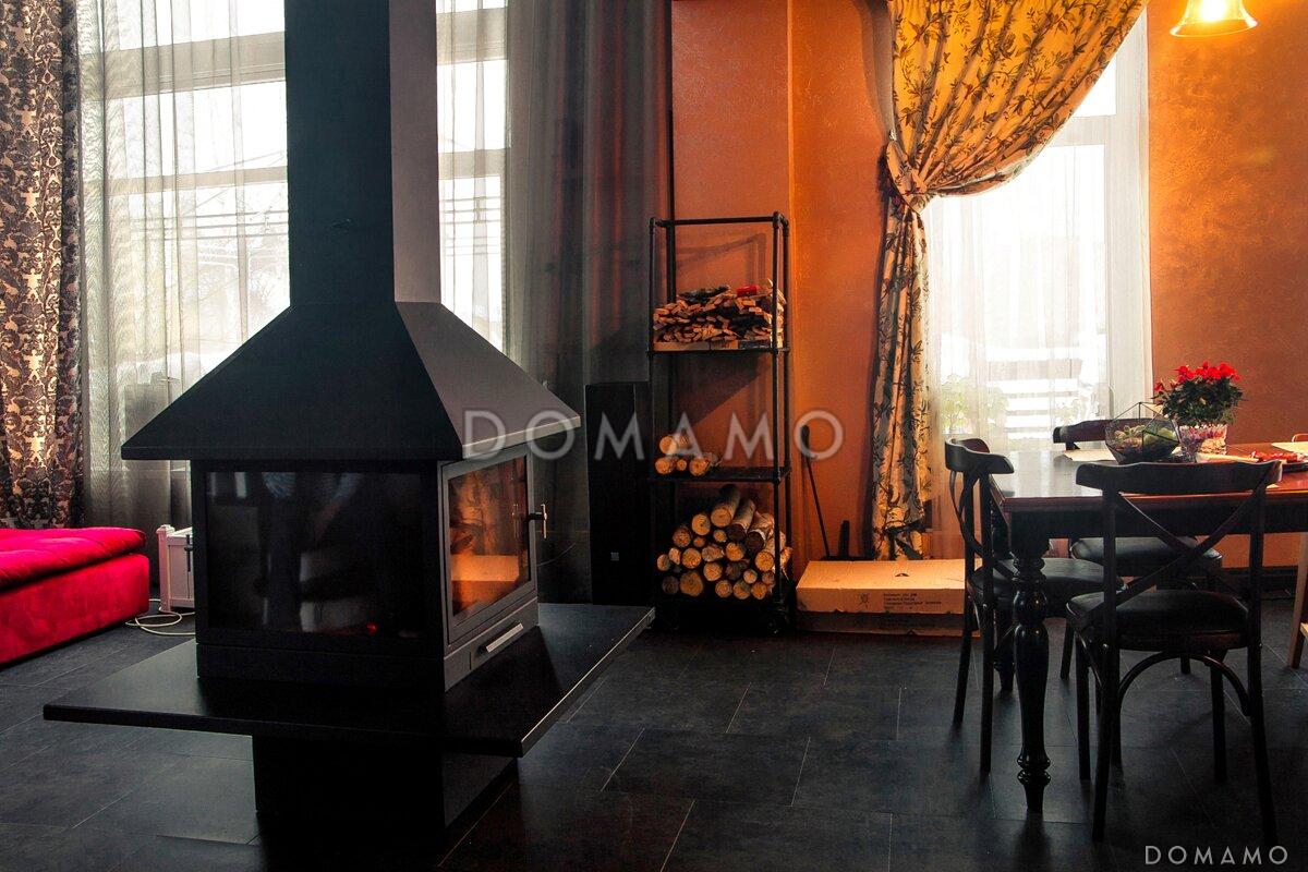 Проект мансардного дома из кирпича с крытой террасой, вторым светом и островным камином / 12