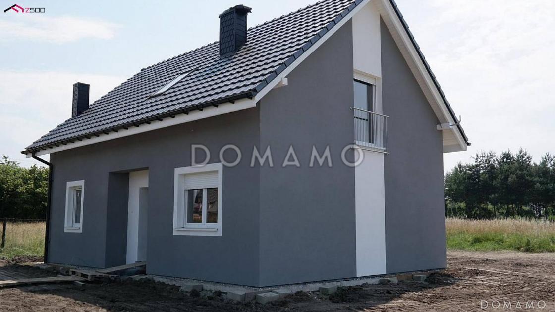 Проект простого одноэтажного мансардного дома из газобетона с тремя спальнями и индивидуальными гардеробными  / 32