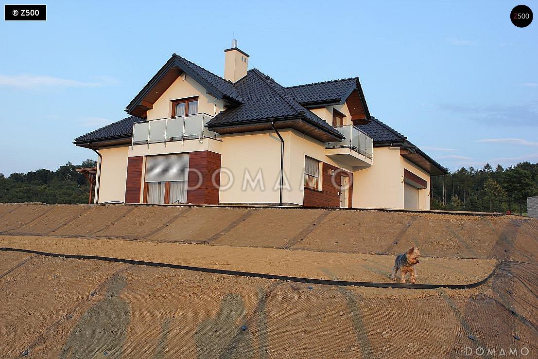 Проект классического одноэтажного мансардного дома из газобетона с дополнительной спальней на первом этаже, с тремя балконами и гаражом на два автомобиля / 25