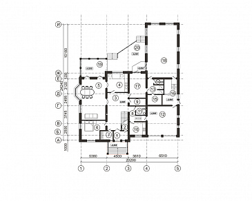 Проект загородного дома с широким крыльцом / План 1 этажа