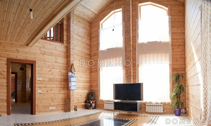 Проект деревянного дома из клееного бруса с просторной прихожей Проект деревянного дома из клееного бруса с просторной прихожей