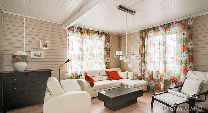 Проект стильного дома из клееного бруса с балконом