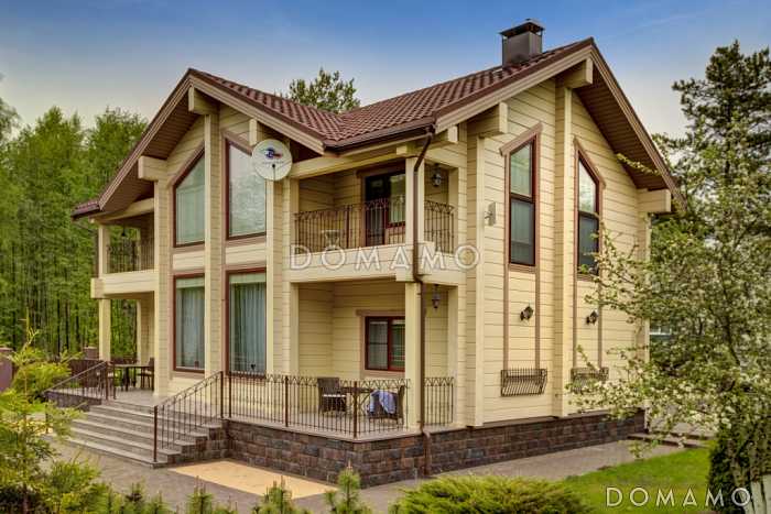 Проект двухэтажного дома из клееного бруса общей площадью более 200 м. кв. Проект двухэтажного дома из клееного бруса общей площадью более 200 м. кв.