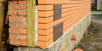 Как утеплить кирпичный дом снаружи: технологии и материалы