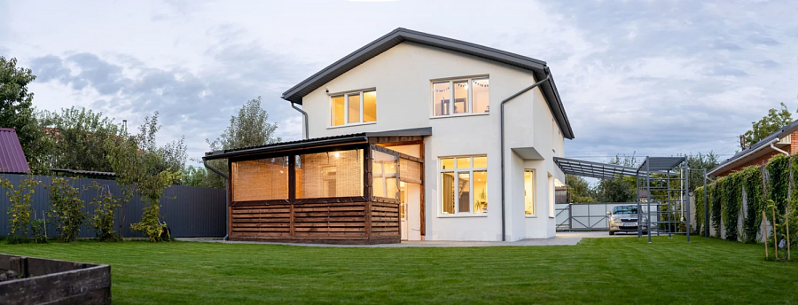 Как расположить коттедж на участке