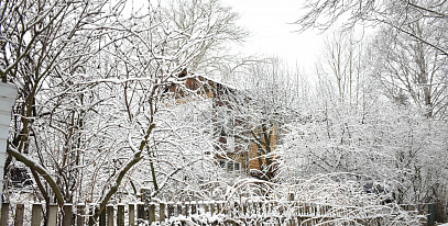 Что нужно увозить с дачи на зиму и почему