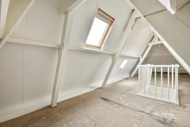 Чем отличается чердак от мансарды