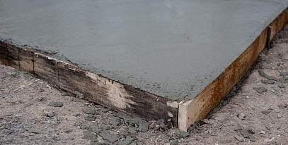 Почему заливать фундамент в +5 — плохая идея