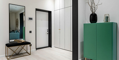 Прихожая в загородном доме